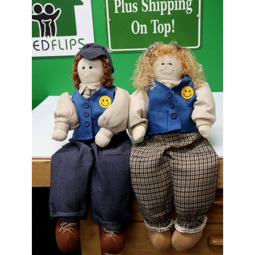 Dan Dee Toys Boy & Girl Walmart Employee‎ Doll Shelf Sitter Associate Vintage